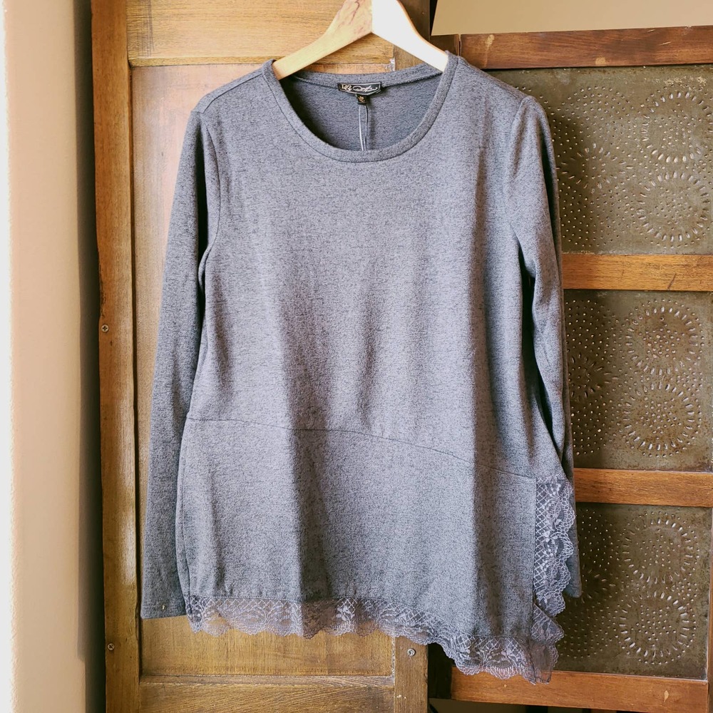 DG2 Gray Lace Blouse Tunic Top, NWT, M